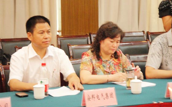 ����F�����L���O�B