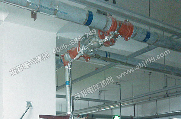 ����܇�������ܵ�늰��ϵ�y